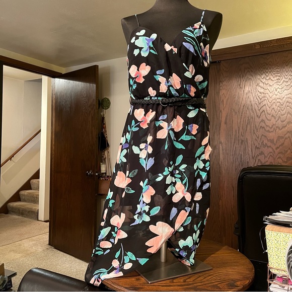Juniors • Candies Floral High Low Belted Dress • Medium - Picture 2 of 12